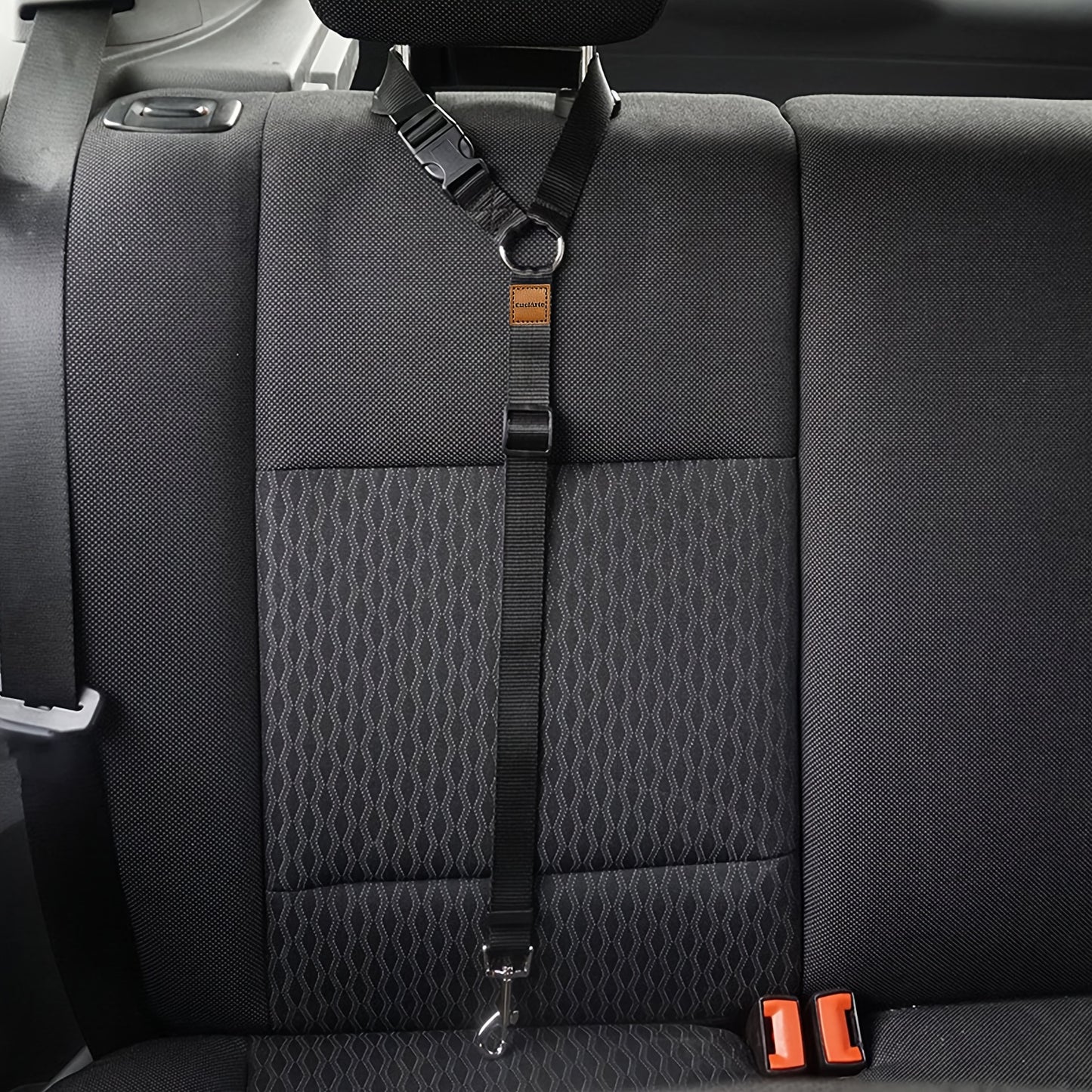 Rear Seat Retractable Harness - Adjustable Leash for Safe Travel - Keep Your Pet Secured and Comfortable